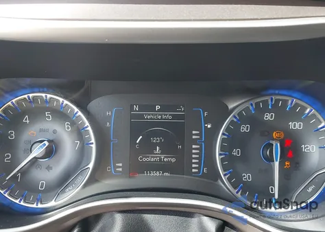 2020 Chrysler Voyager Lxi z USA, uszkodzony, nr VIN 2C4RC1DG4LR145239